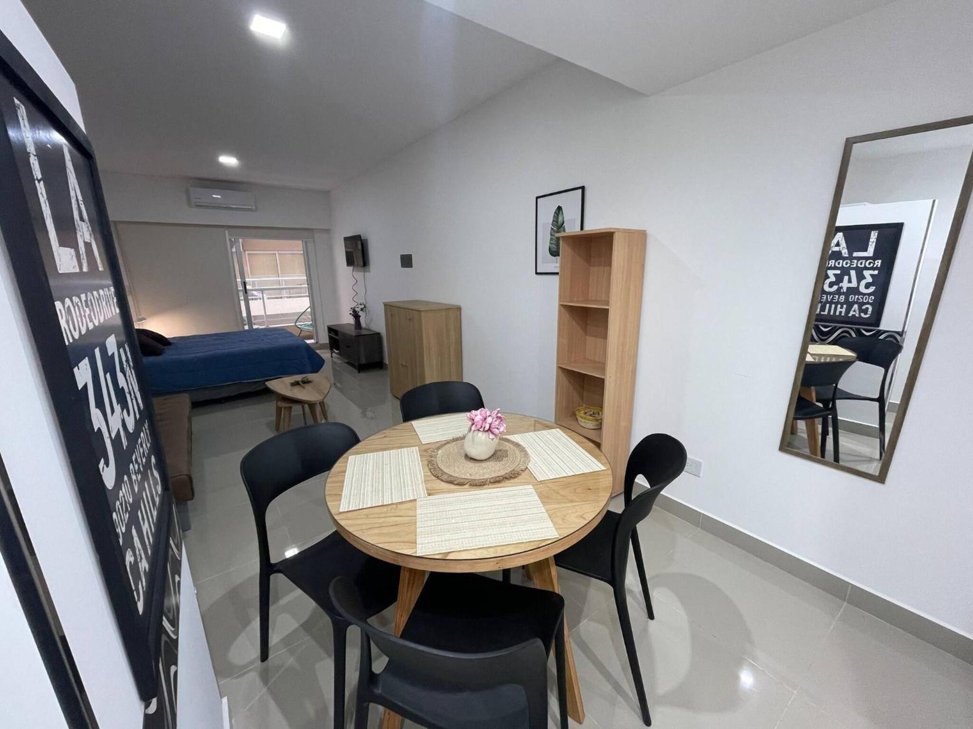Apartment In San Telmo- Paseo De La Cisterna 323 Buenos Aires